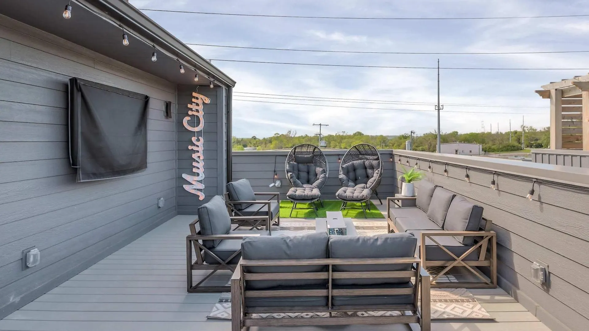 The Bootleg A Stylish Prohibition Inspired Home Nashville Estados Unidos da América